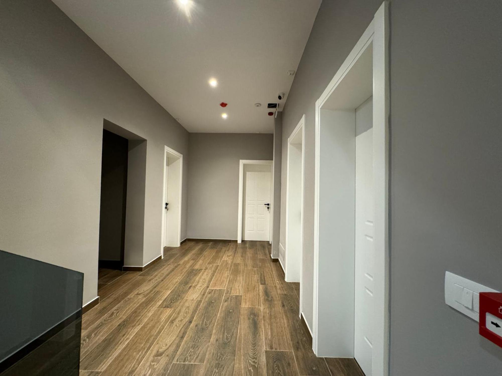 Side Airport Hotel Круя Экстерьер фото